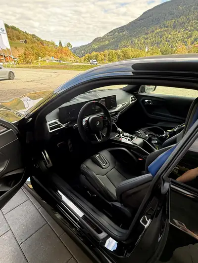 BMW M2 CS 2025 — Coupé haute performance, 530 ch et équipements d'exception — dashboard