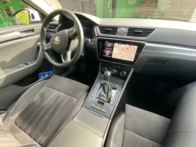 Skoda Superb 1.4 TSI PHEV — Break hybride rechargeable, 93000 km, sans sinistre — interior