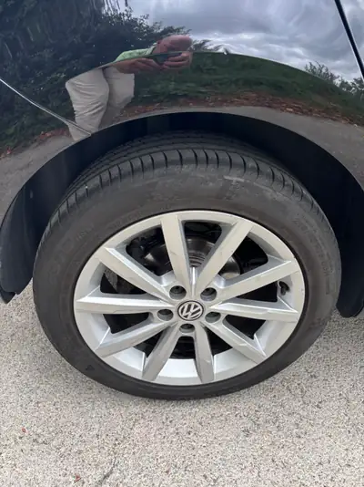 VW Polo 1.2 TSI 90 BlueMT Sound — Citadine fiable, sans accident, 130'000 km — Miniatura 10