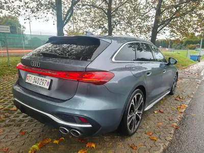Audi S5 Sportback 3.0 V6 TFSI — Break haute performance, 9000 km seulement — Detail
