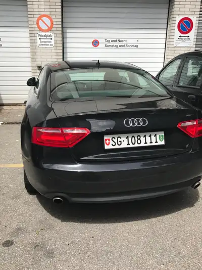 Audi A5 3.2 V6 FSI Quattro — Coupé sportif de prestige, sans sinistre — Heckansicht