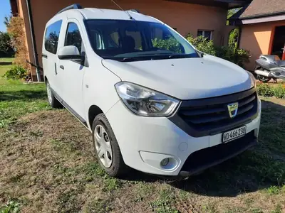 Dacia Dokker 1.2 TCe Ambiance — Monospace pratique et robuste, 102 000 km — Außenansicht
