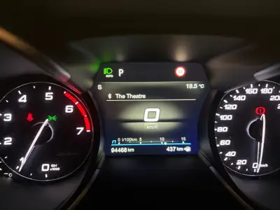 Alfa Romeo Stelvio 2.0 Q4 280 Veloce — SUV sportif 4x4, historique complet, 95 000 km — Thumbnail 17
