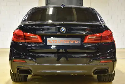 BMW M550d xDrive — Berline sportive diesel, 400 ch, entretien BMW complet — Miniature 9
