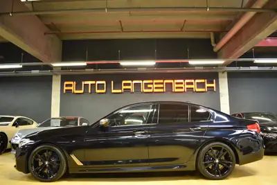 BMW M550d xDrive — Berline sportive diesel, 400 ch, entretien BMW complet — Miniature 10