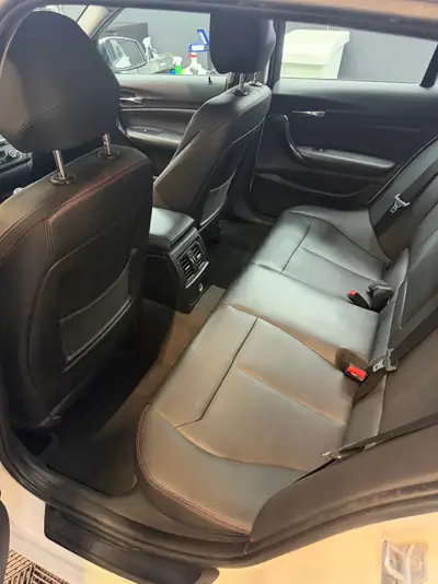 BMW 120d xDrive Sport Line — Diesel performant, 56000 km seulement, traction intégrale — Miniature 11