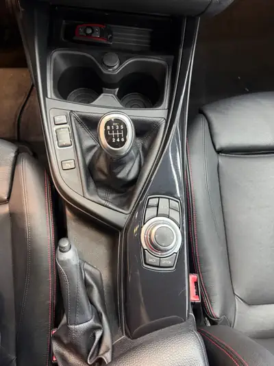 BMW 120d xDrive Sport Line — Diesel performant, 56000 km seulement, traction intégrale — Miniature 18