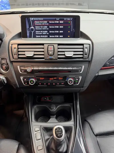 BMW 120d xDrive Sport Line — Diesel performant, 56000 km seulement, traction intégrale — Miniature 17