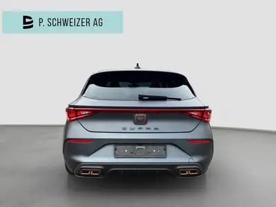 CUPRA Leon 1.4 e-HYBRID pHEV — Berline rechargeable performante, 48 100 km — Innenraum