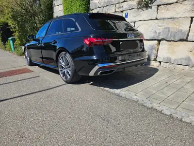 Audi A4 Avant 2.0 40 TDI S Line Quattro — Break diesel efficient avec garantie AMAG 10 ans — side view