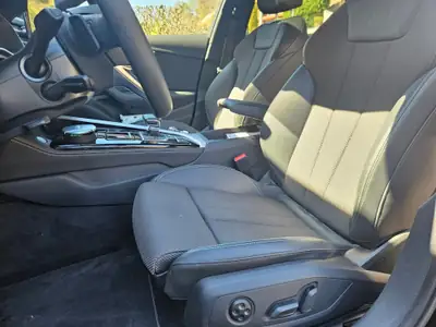 Audi A4 Avant 2.0 40 TDI S Line Quattro — Break diesel efficient avec garantie AMAG 10 ans — interior