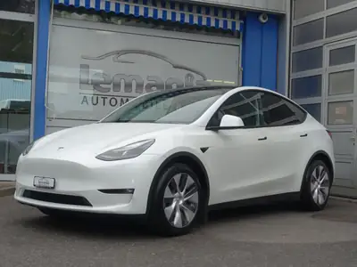 Tesla Model Y Long Range 2023 — SUV électrique haute performance, 47 300 km — côté