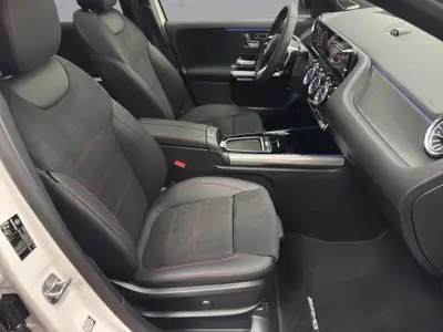 Mercedes-Benz GLA 250 AMG Line 4matic — SUV compact hybride essence, 238 ch et 20 km au compteur — Miniatura 17