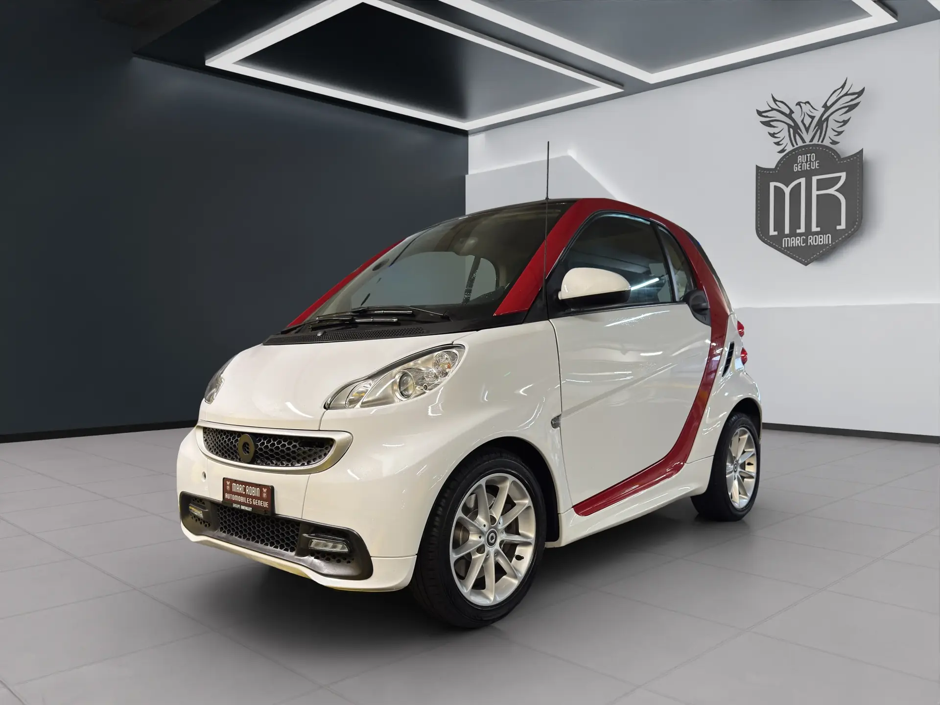Smart Fortwo Passion mHD — Citadine maligne, technologie hybride légère et consommation ultra-réduite