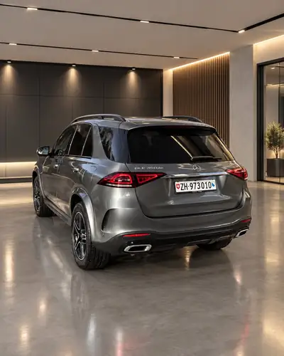 Mercedes-Benz GLE 350 de AMG Line — SUV hybride rechargeable, 36'000 km seulement — interior