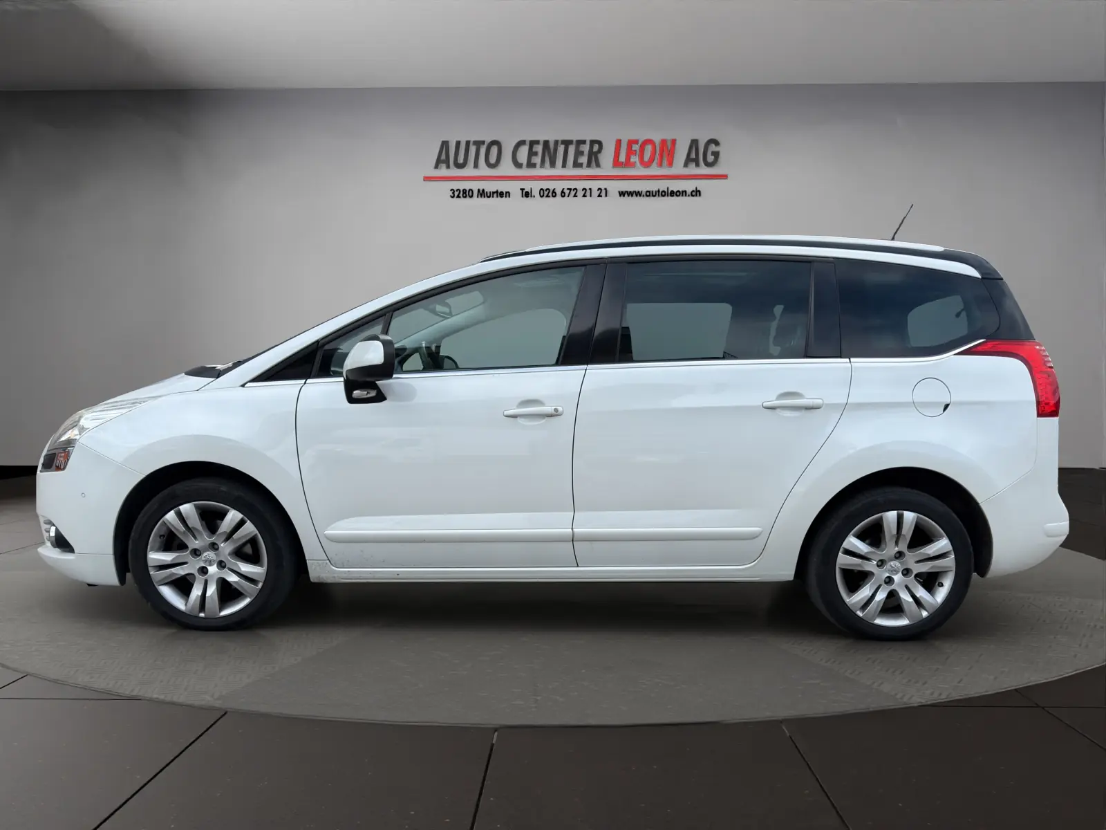 Peugeot 5008 2010 occasion Murten — 3