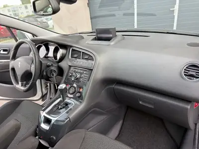Peugeot 5008 1.6 T Sport Pack — Monospace 7 places automatique, sans accident — Miniatur 24