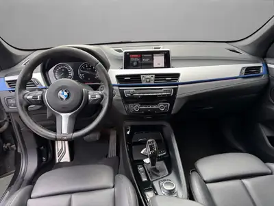 BMW X1 sDrive 18i M Sport — Élégance urbaine et sportivité avec équipement premium — Miniatur 14