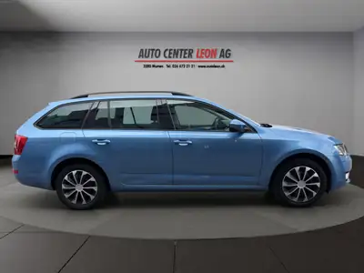 Skoda Octavia Combi 1.4 TSI — Breaks spacieux, moteur efficient, sans sinistre — Miniature 7