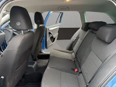 Skoda Octavia Combi 1.4 TSI — Breaks spacieux, moteur efficient, sans sinistre — Miniature 13