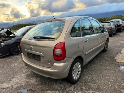 Citroën Xsara Picasso 2.0 HDi — Monospace familial fiable, climatisé et économe — dettaglio