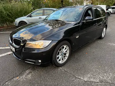 BMW 318i Touring — Break de caractère, première main, entretien complet — vista esterna