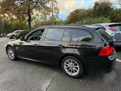 BMW 318i Touring — Break de caractère, première main, entretien complet — Miniatura 7