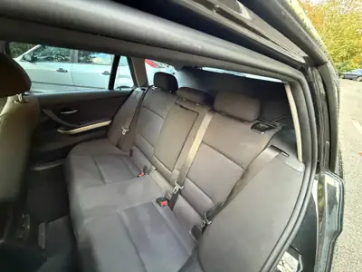 BMW 318i Touring — Break de caractère, première main, entretien complet — Miniatura 14