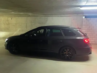 SEAT Leon Cupra R ST 4Drive 300 PS — Le dernier break haute performance signé Cupra — Thumbnail 7