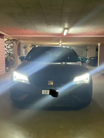 SEAT Leon Cupra R ST 4Drive 300 PS — Le dernier break haute performance signé Cupra — Thumbnail 11