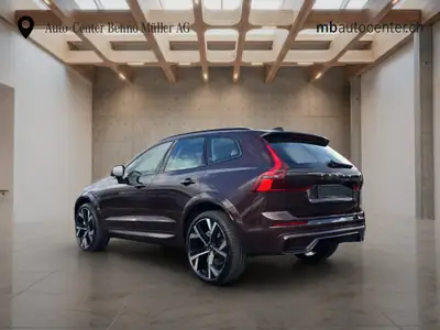 Volvo XC60 2.0 T8 TE Ultra Dark eAWD — SUV hybride rechargeable, 25 km seulement — Heckansicht