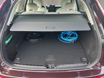 Volvo XC60 2.0 T8 TE Ultra Dark eAWD — SUV hybride rechargeable, 25 km seulement — Miniatur 20