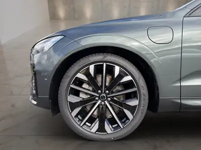 Volvo XC60 2.0 T8 TE Ultra Dark eAWD — Hybride rechargeable haute performance, quasi neuf — Miniatura 21