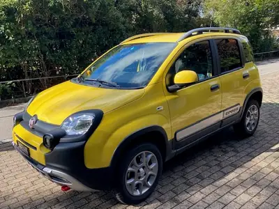 Fiat Panda 0.9 TwinAir Cross 4×4 — Citadine polyvalente toutes terrains, 66 000 km — fianco