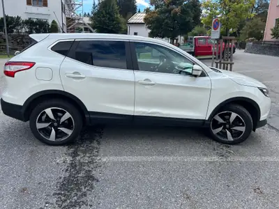 Nissan Qashqai 1.6 dCi 360 4x4 — SUV robuste, traction intégrale et diesel économe — intérieur
