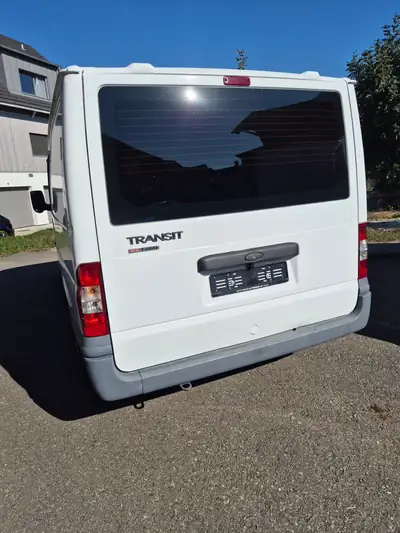Ford Transit 2.2 TDCi 85 Trend — Utilitaire robuste, 123 400 km, sans sinistre — Heckansicht