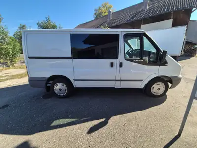 Ford Transit 2.2 TDCi 85 Trend — Utilitaire robuste, 123 400 km, sans sinistre — Seitenansicht