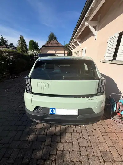 Fiat Grande Panda 1.2 Icon — Citadine polyvalente, très faible kilométrage — Seitenansicht