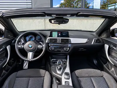 BMW M240i xDrive — Cabriolet sportif 340 ch, échappement virile et fraîcheur mécanique — detail
