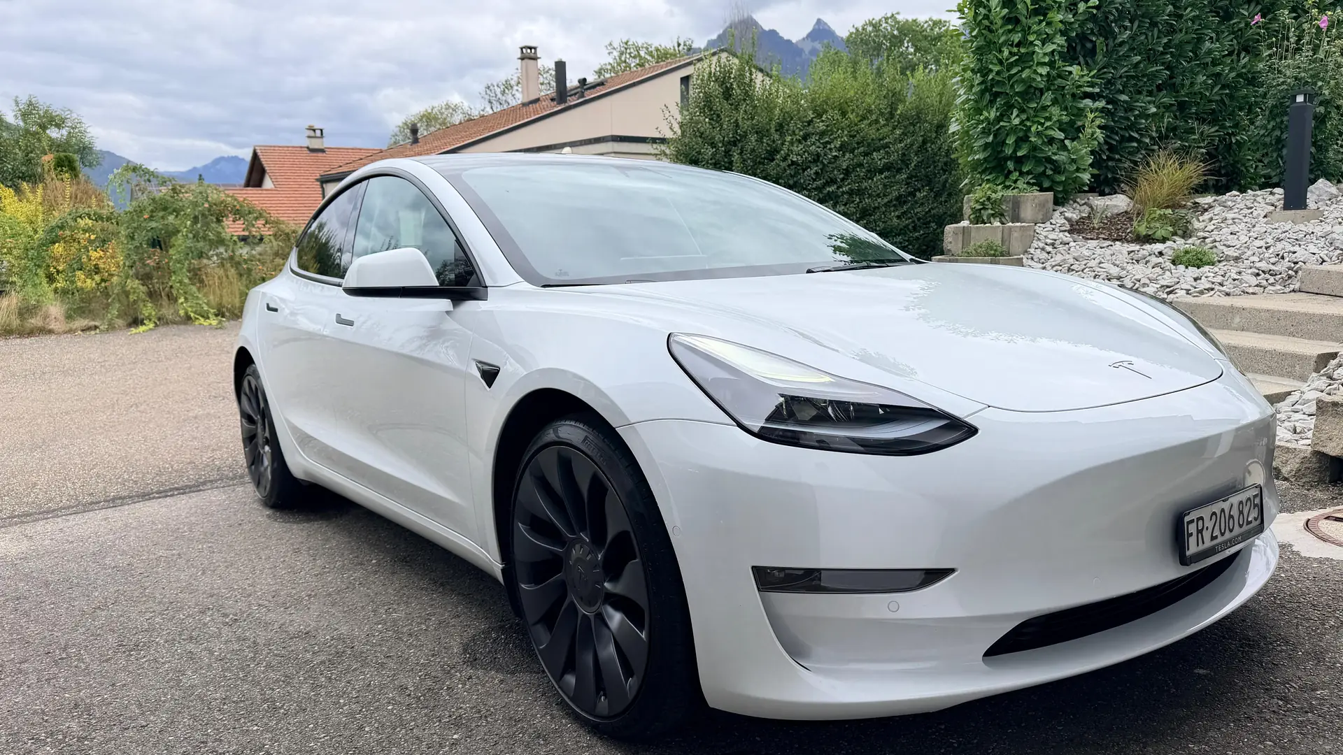 Tesla Model 3 2022 occasion Le Pâquier-Montbarry — 1
