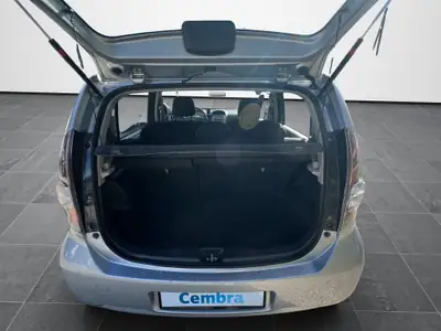 Daihatsu Sirion 1.3 Eco 4WD — Citadine polyvalente, 4 roues motrices et conso maîtrisée — Miniatur 17