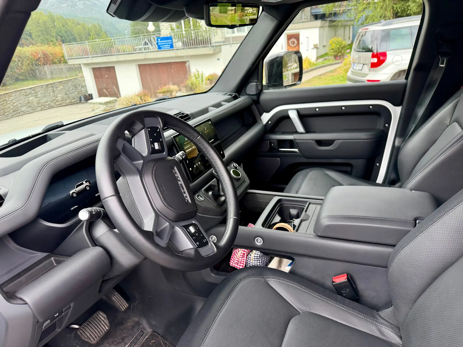 Land Rover Defender 2024 occasion Sils-Baselgia — 4