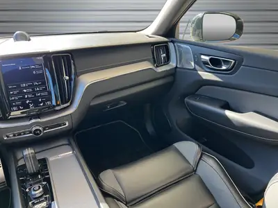 Volvo XC60 T8 eAWD Polestar — Hybride rechargeable performant, 78'500 km seulement — Miniatur 15