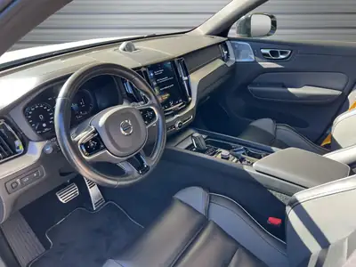 Volvo XC60 T8 eAWD Polestar — Hybride rechargeable performant, 78'500 km seulement — Miniatur 17