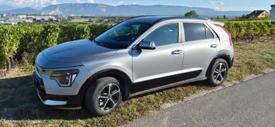 Kia Niro 1.6 GDi Hybrid Style 2024 — SUV écologique, 44'000 km seulement — vista posteriore
