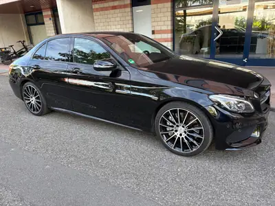 Mercedes-Benz C 43 AMG 4Matic — Performance et élégance intemporelle — vue extérieure