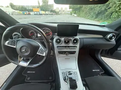 Mercedes-AMG C 43 4MATIC Coupé — 367 ch, Night Edition, entretien récent — dashboard