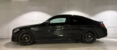 Mercedes-AMG C 43 4MATIC Coupé — 367 ch, Night Edition, entretien récent — interior