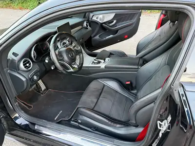 Mercedes-AMG C 43 4MATIC Coupé — 367 ch, Night Edition, entretien récent — detail