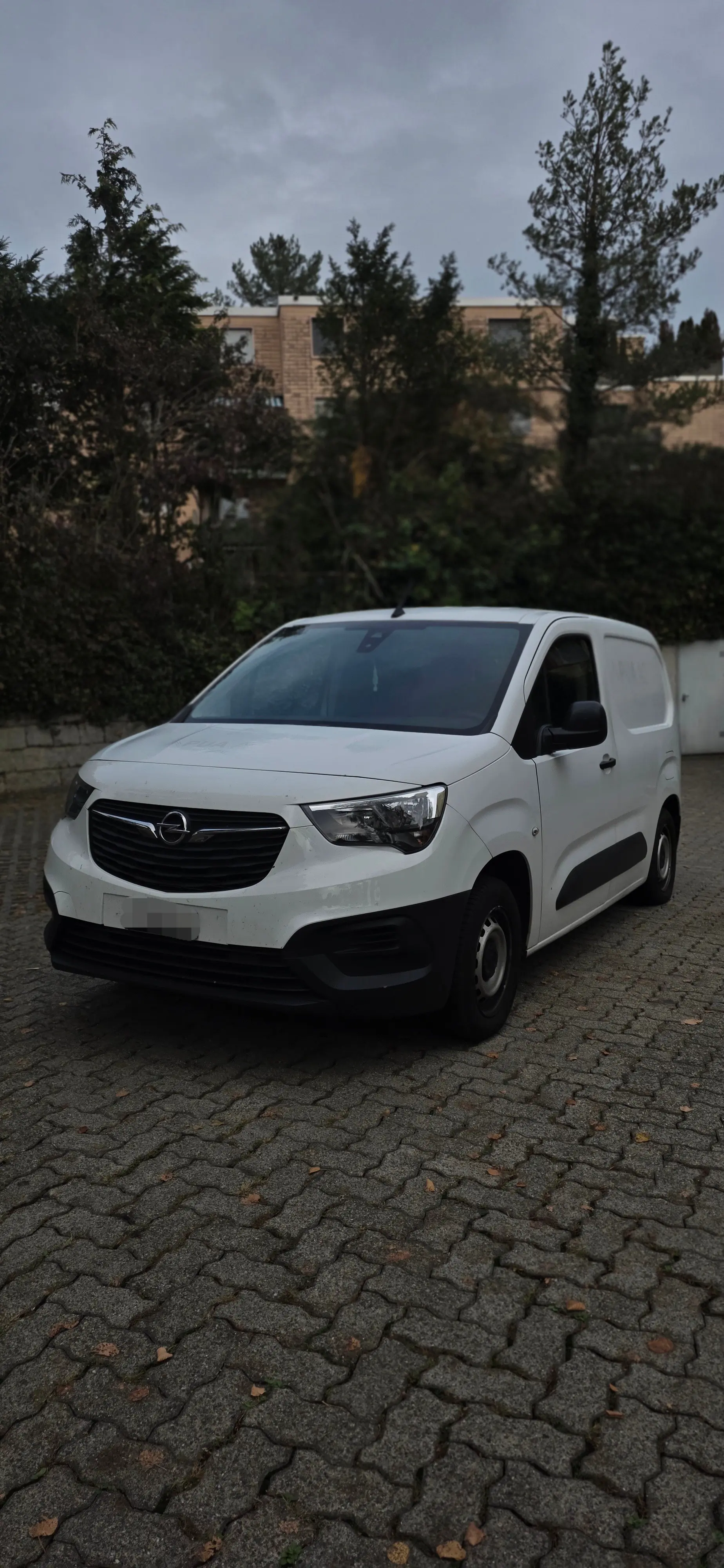 Opel Combo 1.2 Essentia S/S — Utilitaire compact fiable, entretien maîtrisé